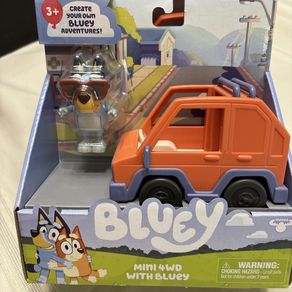 Toddler Toy Car 4WD Bluey 3 Figure Flip Up Sunnies Kids Age 3+ Basic Articulated